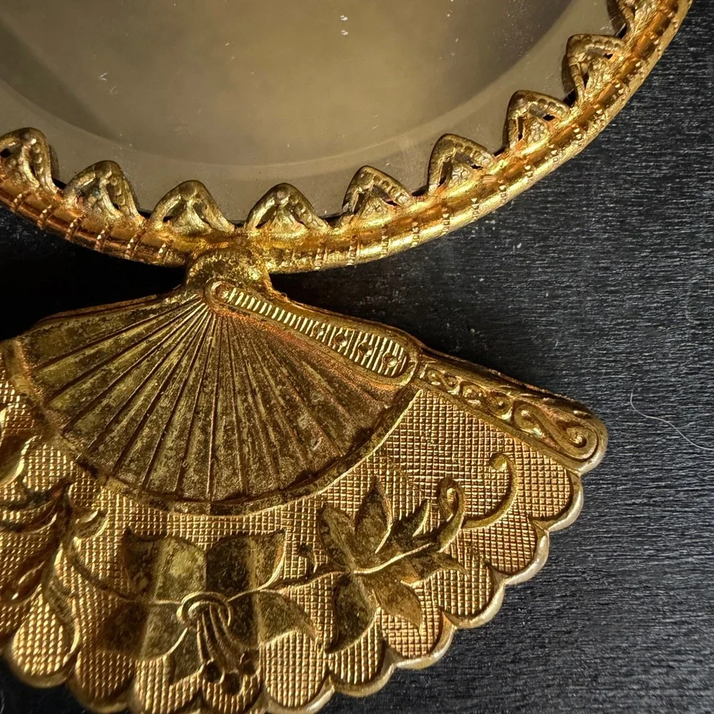 N/A vintage gold